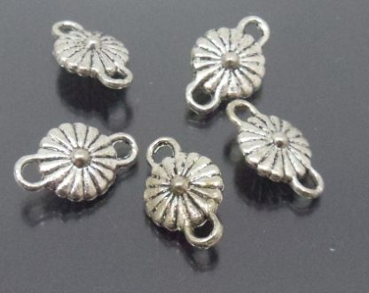50 חרוזי מתכת, ניקל, מקשרים 10X16ממ