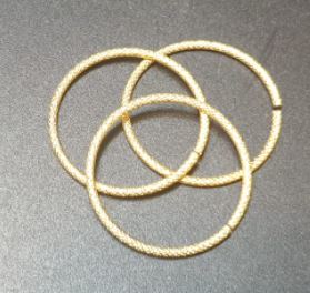 10 טבעות מתכת מוזהבים, קוטר חיצוני: 30ממ, עובי טבעת: .52ממ